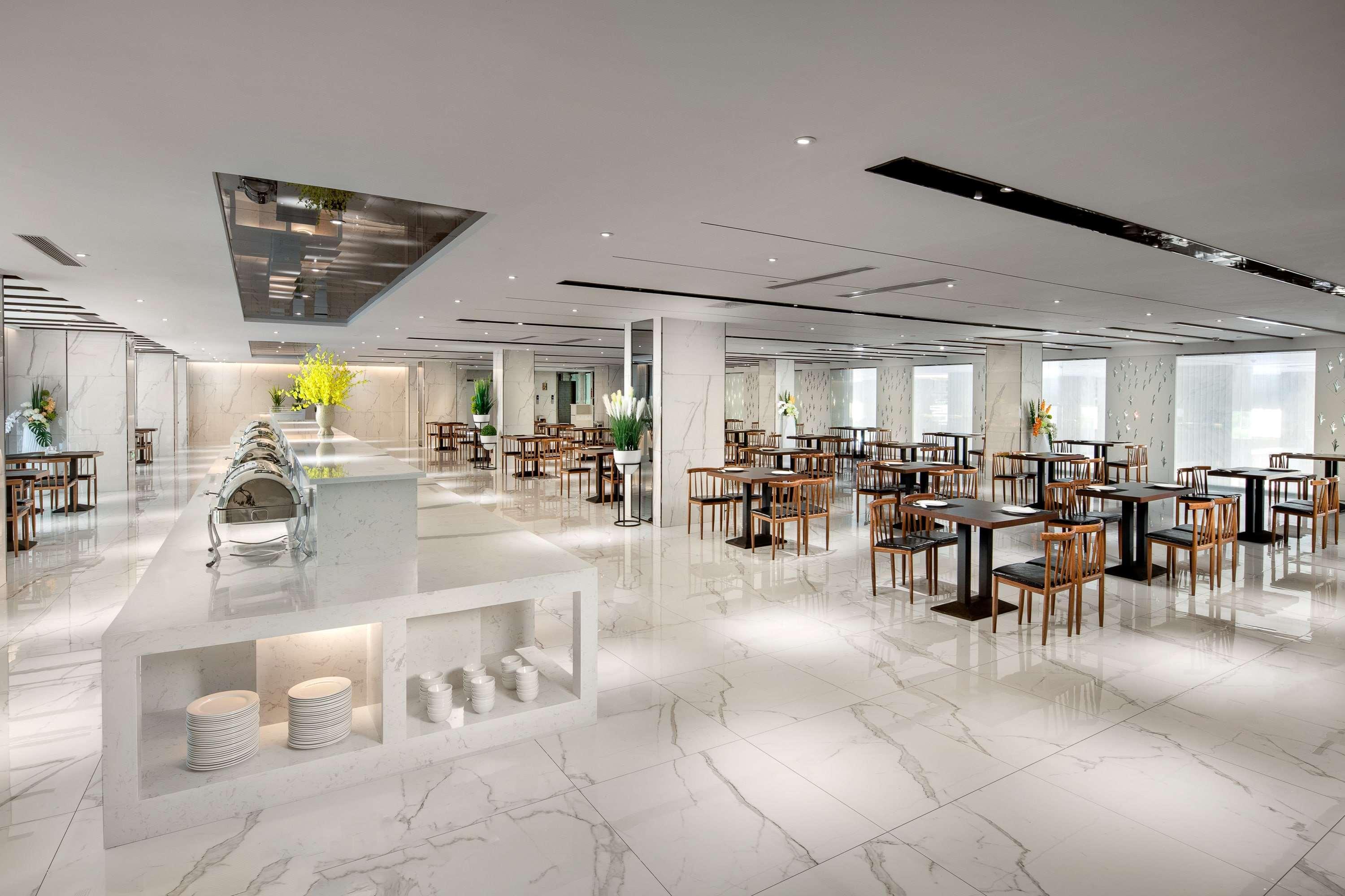 Ramada By Wyndham Mengzi Suites Luaran gambar