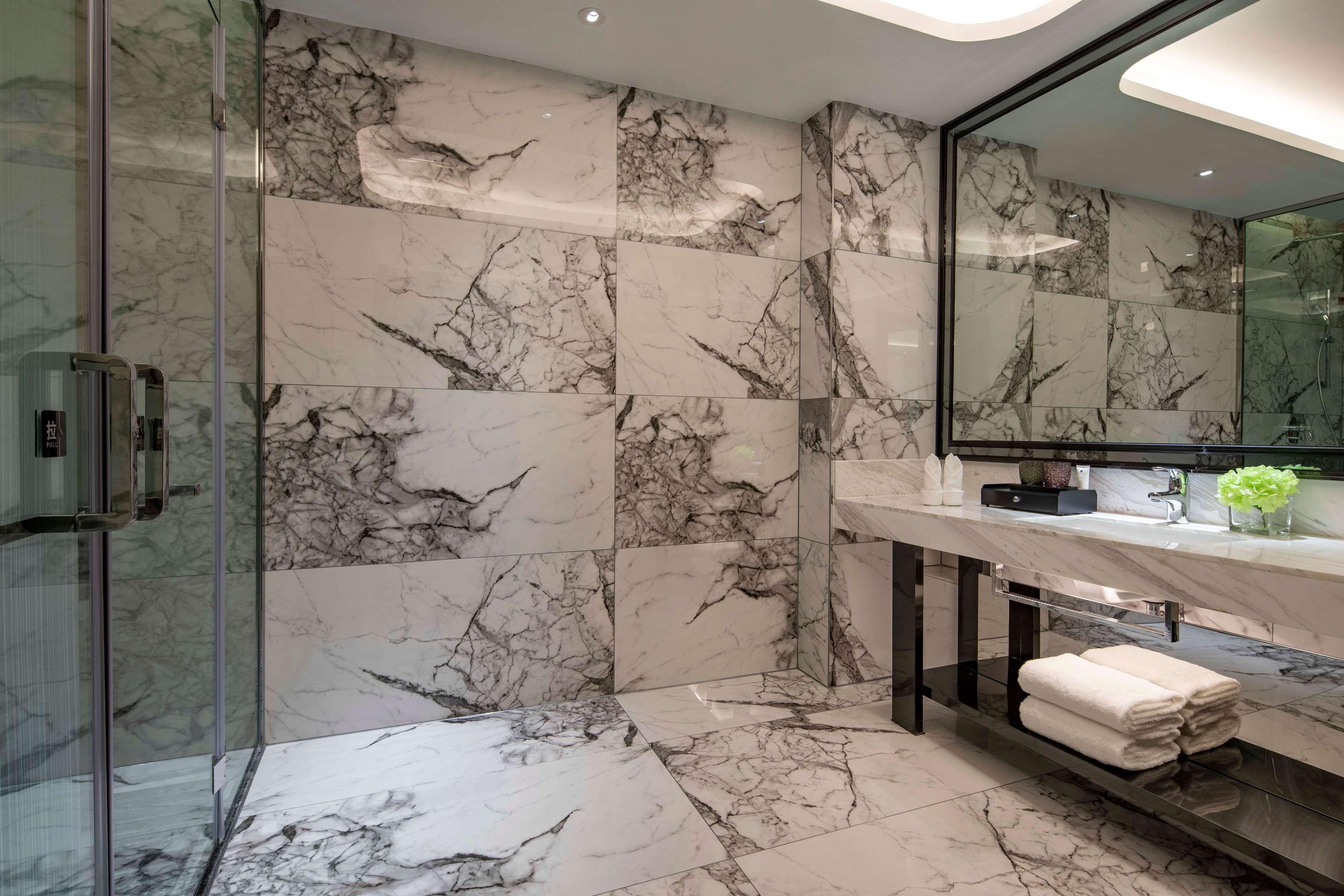 Ramada By Wyndham Mengzi Suites Luaran gambar